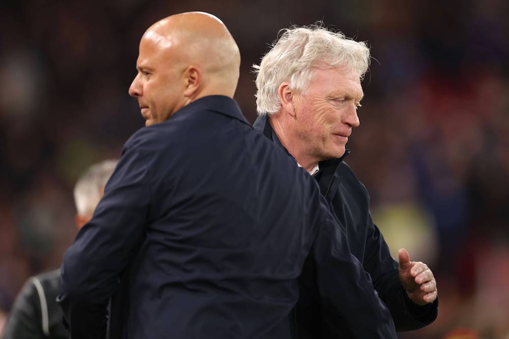 Moyes köper inte Slots domarkritik